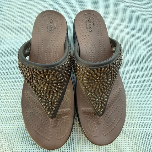CROCS Shoes - Crocs dual confort W7 Brown Embellished Women's Sandals